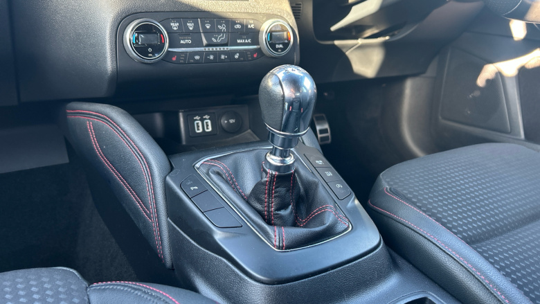 Ford Focus 1.0 EcoBoost Hybrid mHEV 125 ST-Line X Edition 5dr Petrol Hatchback